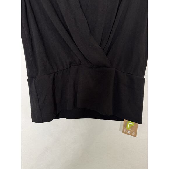 NWT OGL LiteWarm Surplice Wrap Tank Top Black Eco Mousse Size Medium - Picture 7 of 9